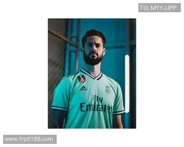 皇家马德里足球明星卡片收藏盒全新发布 激发球迷热情和珍藏欲望